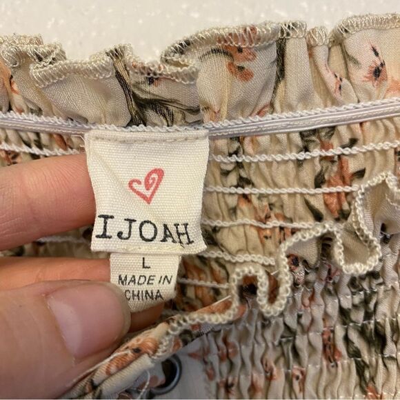 IJOAH Beige tan floral smocked off shoulder crop top tube top Lace up festival L - Picture 5 of 7